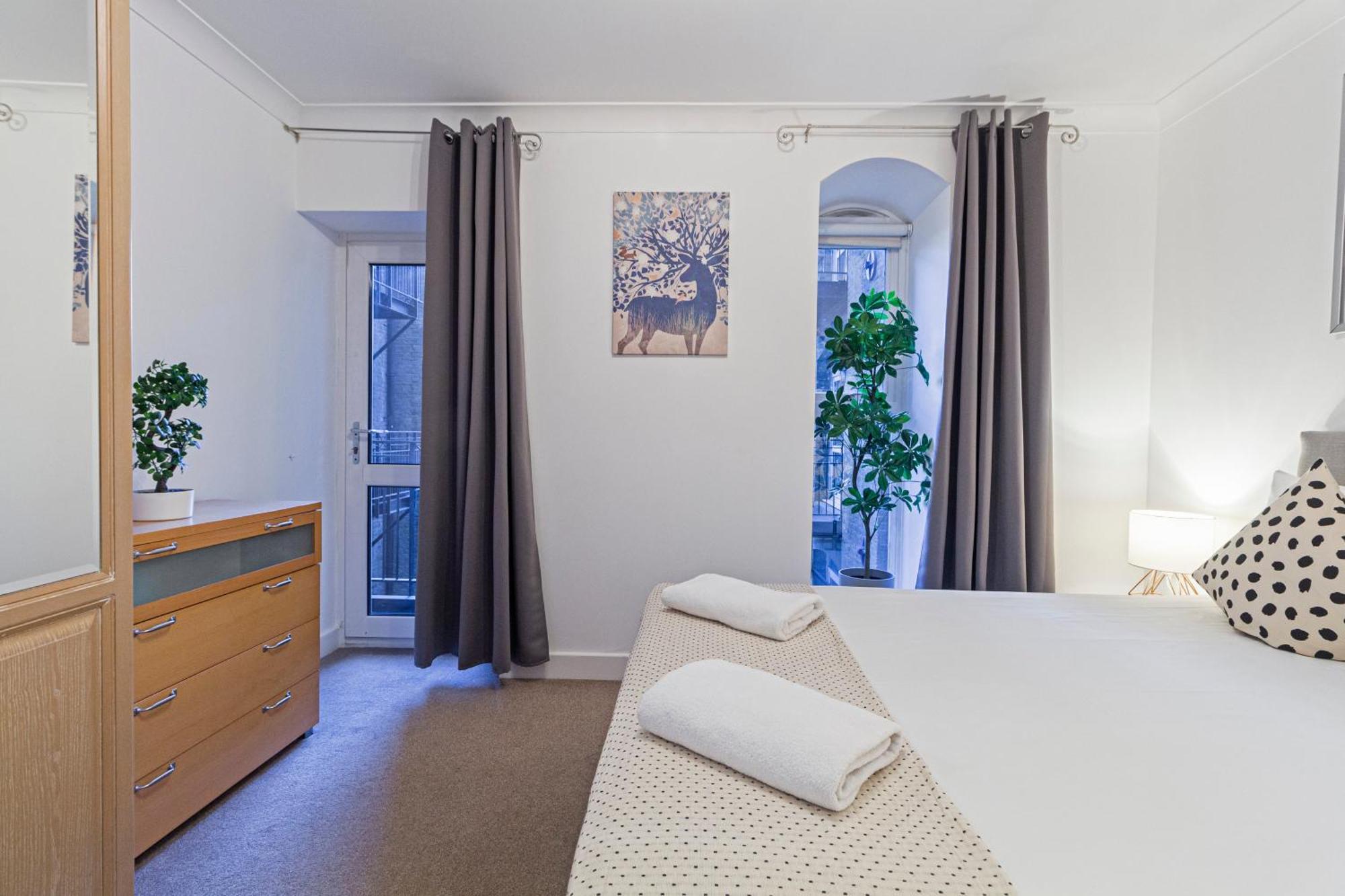 Stay Thames River London Ngoại thất bức ảnh